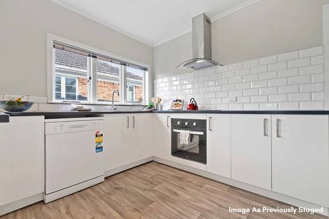 Photo of property in 9 Menary Street, Papakura, 2110
