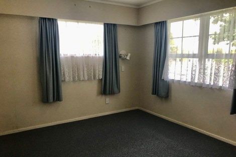 Photo of property in 1/1 Wycherley Drive, Bucklands Beach, Auckland, 2014