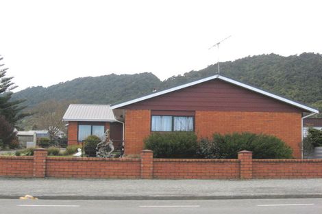 Photo of property in 107 Bright Street, Cobden, Greymouth, 7802