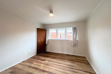 Photo of property in 84 Roberts Road, Te Atatu South, Auckland, 0610