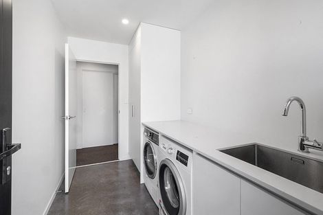 Photo of property in 10 Northpoint Way, Bell Block, New Plymouth, 4312