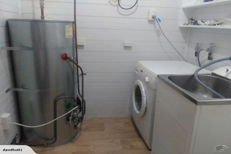 Photo of property in 16 Richmond Avenue, Karori, Wellington, 6012