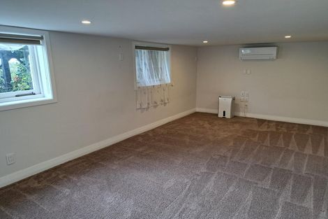 Photo of property in 203 Godley Road, Titirangi, Auckland, 0604
