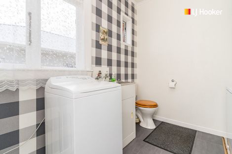 Photo of property in 135 Tomahawk Road, Andersons Bay, Dunedin, 9013