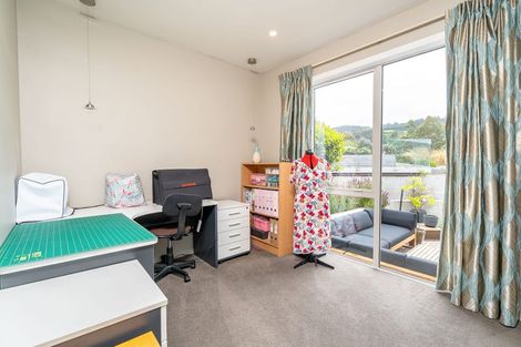 Photo of property in 19 Glendermid Close, Sawyers Bay, Port Chalmers, 9023
