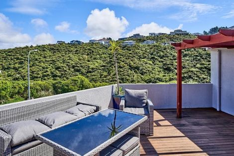 Photo of property in 191 Tirohanga Road, Tirohanga, Lower Hutt, 5010