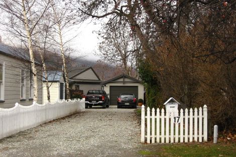 Photo of property in 17 Denbigh Street, Arrowtown, 9302