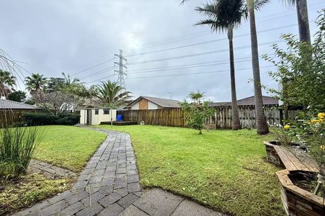 Photo of property in 79 Wairere Road, The Gardens, Auckland, 2105