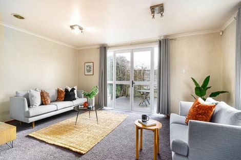 Photo of property in 26 Ashford Avenue, Hokowhitu, Palmerston North, 4410