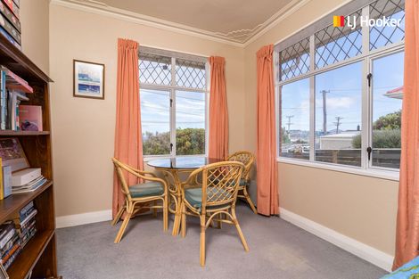 Photo of property in 135 Tomahawk Road, Andersons Bay, Dunedin, 9013