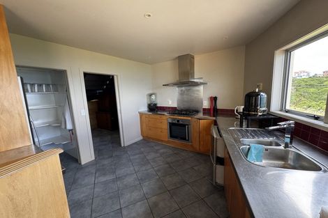 Photo of property in 14 Forbes Lane, Newlands, Wellington, 6037