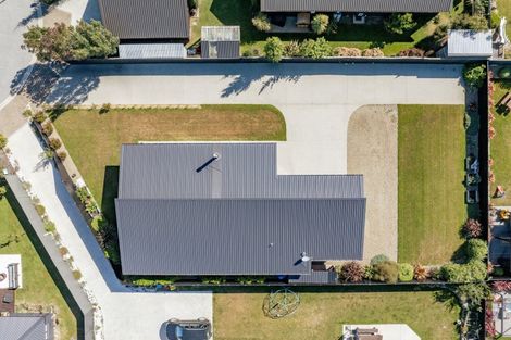 Photo of property in 25 Teal Place, Lake Hawea, Wanaka, 9382