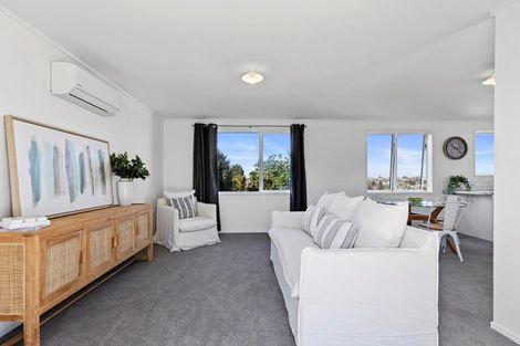 Photo of property in 18 Regent Street, Brookfield, Tauranga, 3110