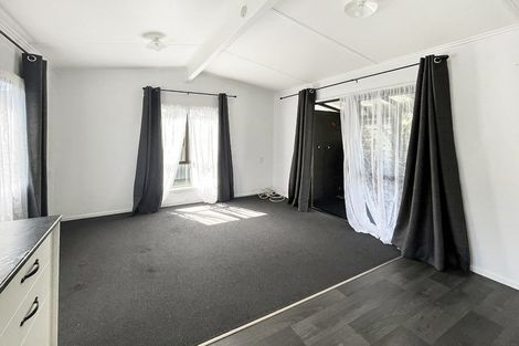 Photo of property in 2a Hendon Place, West End, Palmerston North, 4412