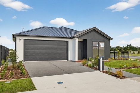 Photo of property in 49 Ruataniwha Avenue, Rangiora, 7400