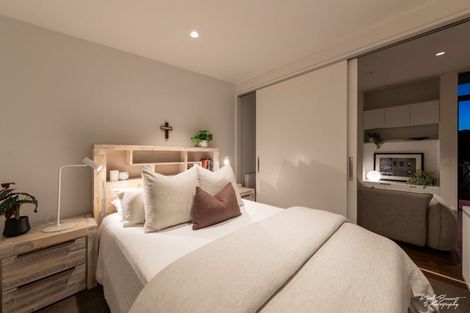 Photo of property in 45 Avon Street, Island Bay, Wellington, 6023