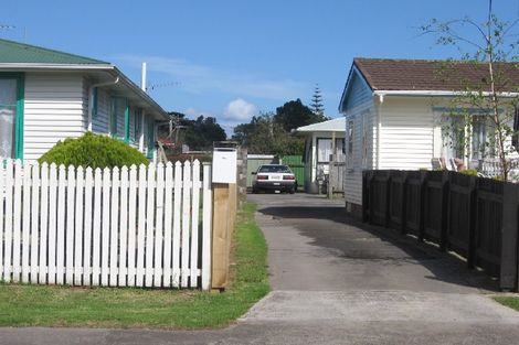 Photo of property in 8a Laureston Avenue, Papatoetoe, Auckland, 2025