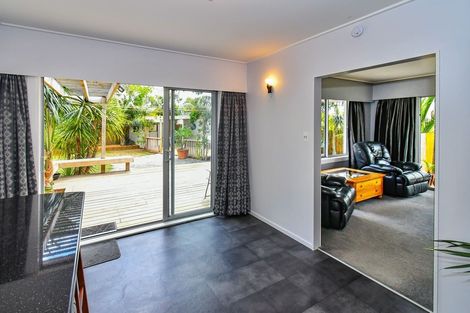 Photo of property in 25 Garden Terrace, Pukekohe, 2120