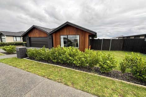 Photo of property in 11 Tabernacle Street, Karaka, 2124