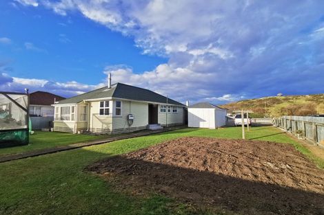 Photo of property in 37 Apatu Street, Wairoa, 4108