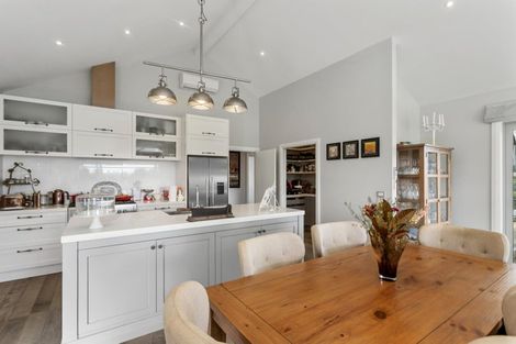 Photo of property in 252 Amreins Road, Taupaki, Henderson, 0782