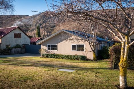 Photo of property in 81 Devon Street, Arrowtown, 9302