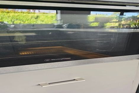 Photo of property in 1/13 Montclair Rise, Browns Bay, Auckland, 0630