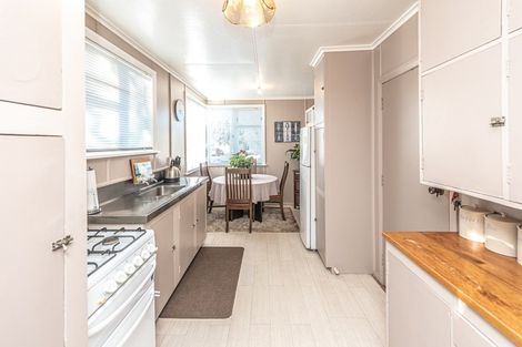 Photo of property in 51 Kowhai Street, Castlecliff, Whanganui, 4501