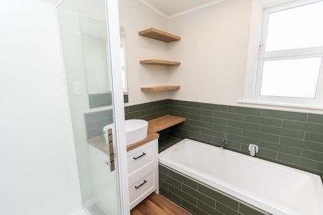 Photo of property in 21 Bombay Street, Ngaio, Wellington, 6035