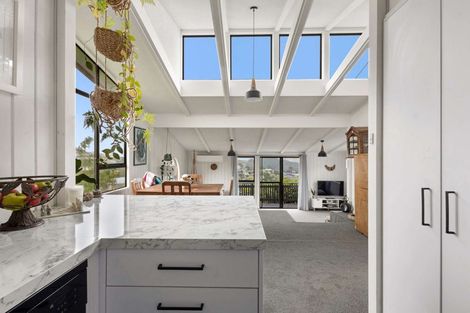 Photo of property in 6 Crownhill Street, Spotswood, New Plymouth, 4310