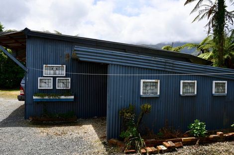 Photo of property in 406 Arapito Road, Karamea, 7893