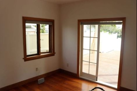 Photo of property in 12 Hohiria Road, Hataitai, Wellington, 6021