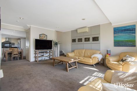 Photo of property in 28 Ocean View Road, Waihi Beach, 3611