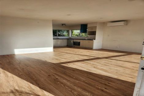 Photo of property in 1/7 Moore Street, Hillcrest, Auckland, 0627