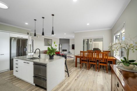 Photo of property in 15 Adler Drive, Ohauiti, Tauranga, 3112