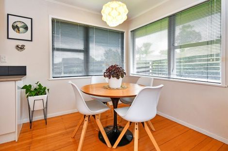 Photo of property in 2/3 Opal Avenue, Pakuranga, Auckland, 2010