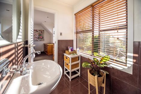 Photo of property in 20 Frye Crescent, Albert Town, Wanaka, 9305