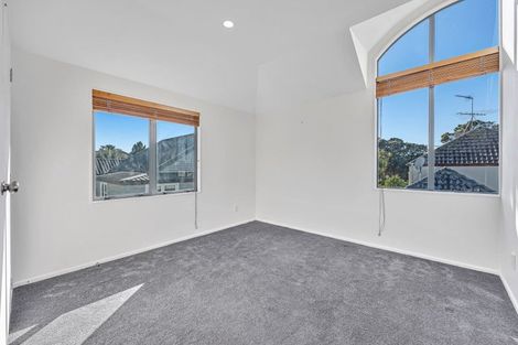 Photo of property in 19a Horotutu Road, Greenlane, Auckland, 1061