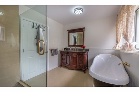 Photo of property in 7 Dalefield Drive, Cashmere, Christchurch, 8022