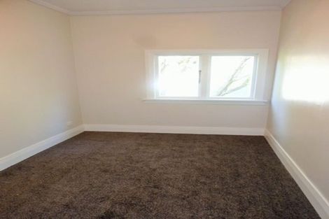 Photo of property in 108 Mortimer Terrace, Brooklyn, Wellington, 6021