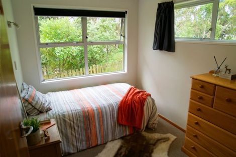 Photo of property in 5 Quinn Grove, Ranui, Porirua, 5024