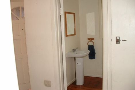 Photo of property in 1/72 Nikau Street, New Lynn, Auckland, 0600