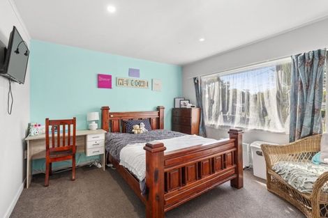 Photo of property in 26 Collins Avenue, Tawa, Wellington, 5028
