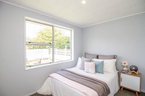 Photo of property in 270b Wellington Road, Wainuiomata, Lower Hutt, 5014