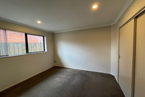 Photo of property in 8a Tawa Crescent, Manurewa, Auckland, 2102