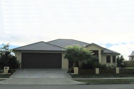 Photo of property in 120 Milne Drive, Paraparaumu, 5032