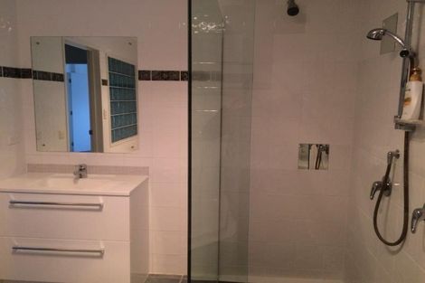 Photo of property in 15 Trevathan Lane, Wanaka, 9305