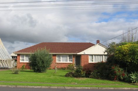 Photo of property in 96 Taikata Road, Te Atatu Peninsula, Auckland, 0610