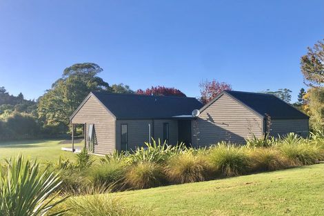 Photo of property in 1502 Weranui Road, Wainui, Silverdale, 0994