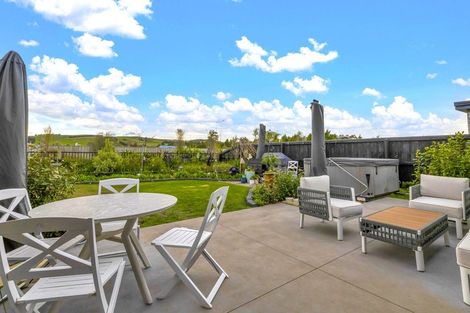 Photo of property in 3 Cox Lane, Amberley, 7410